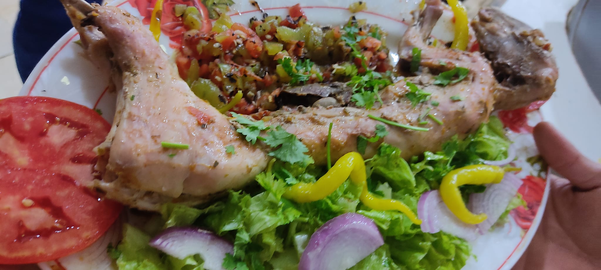 صورة طعام سلطة سردين